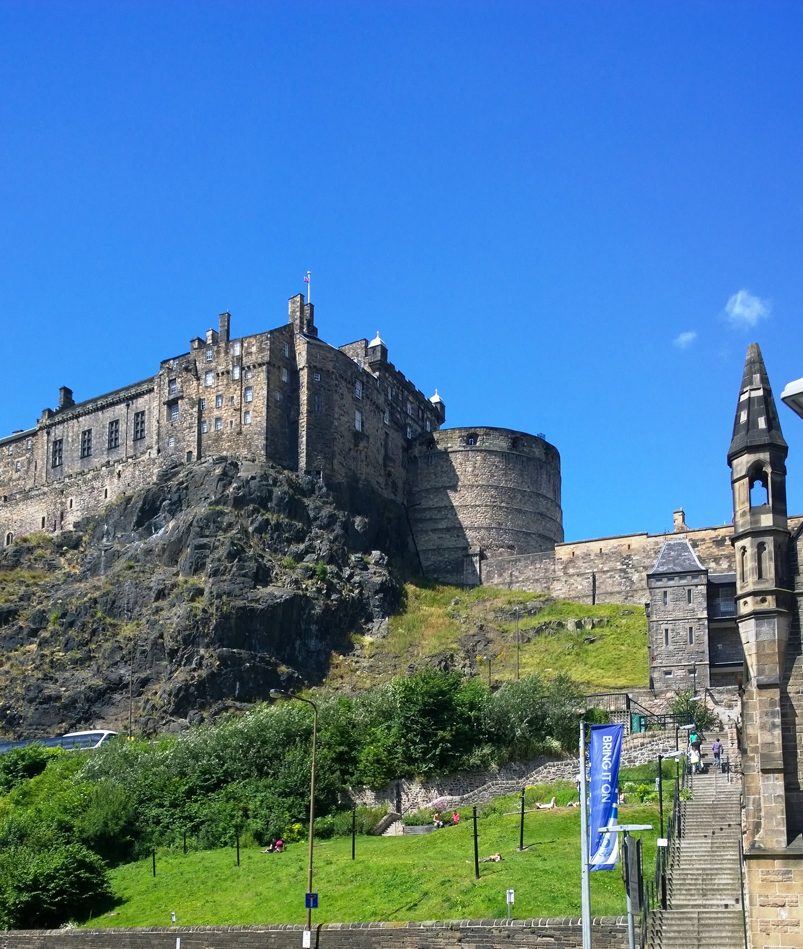 City showcase: Edinburgh Castle - GreatbaseGreatbase