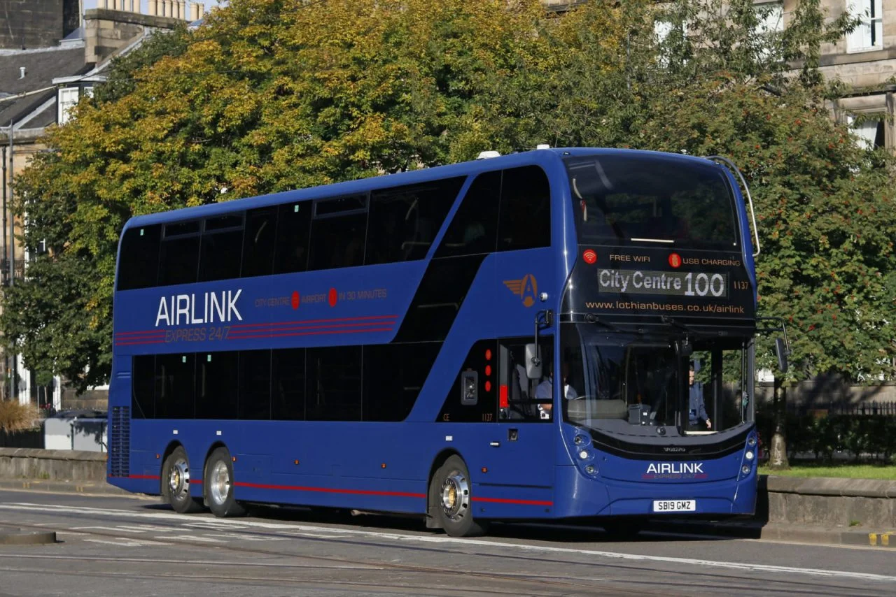 travel edinburgh airport to city centre